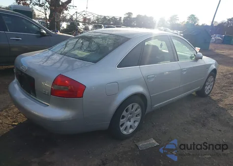 1999 Audi A6 z USA, uszkodzony, nr VIN WAUBA24B3XN061589